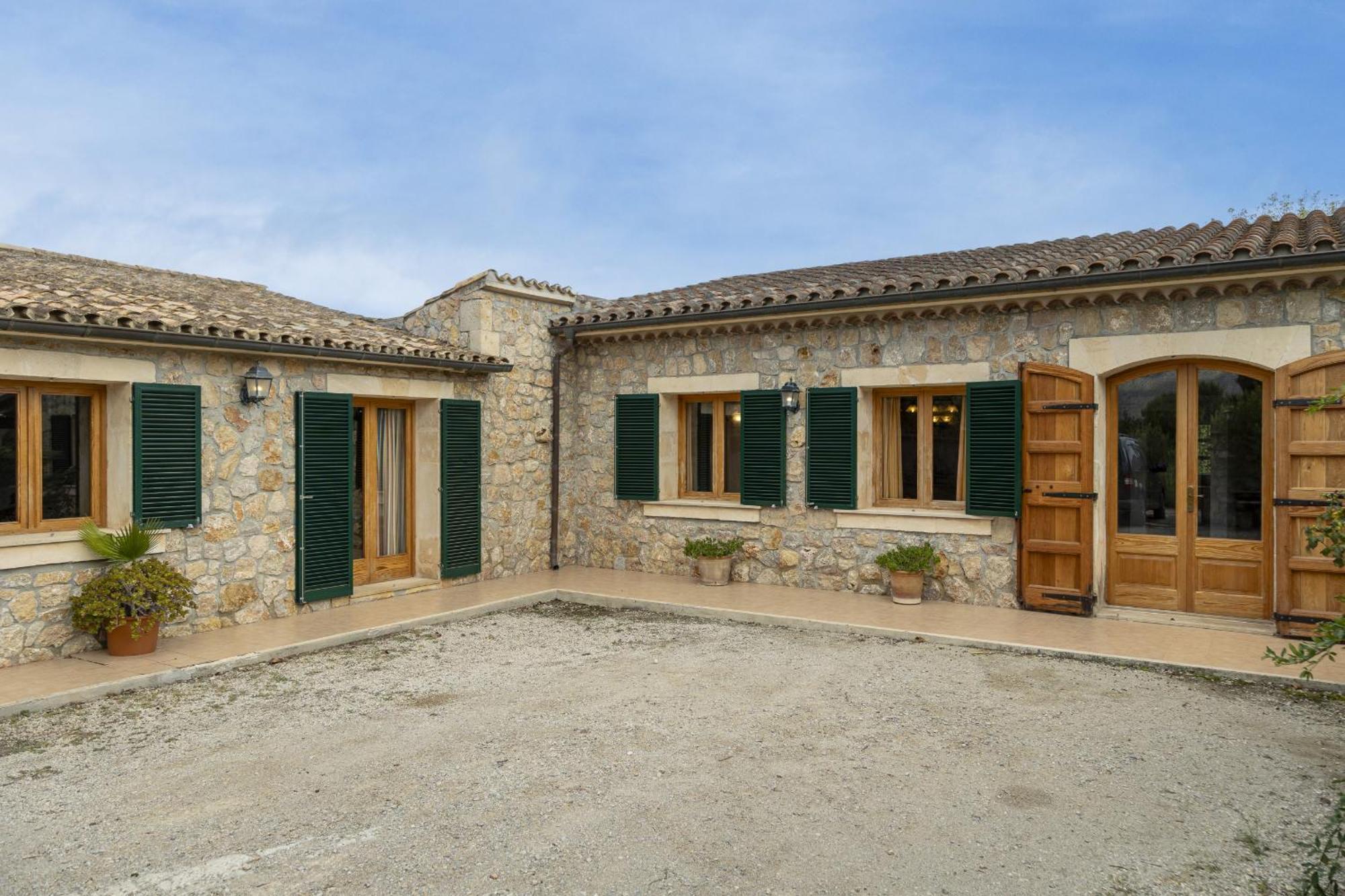 Truc By Homevillas360 Villa